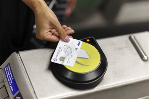 contactless payment on tube